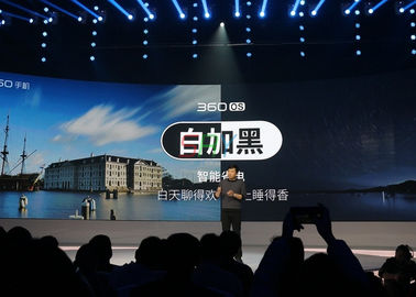 2.5mm gebogene LED-Schirm-Pixel-Neigung alle Format-Stadiums-Hintergrund LED-Anzeige fournisseur
