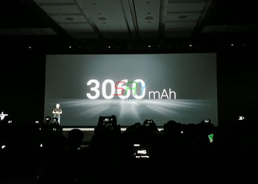 Innen- 3.91mm LED Werbungs-Schirme/Aluminium-Digital-Video führten ZeichenVerkaufsmöbel fournisseur