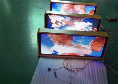 Platten-Taxi-Spitze LED-Anzeigen-Werbungs-Leuchtkasten des Werbung- im Freientaxi-LED mit 4g-/Wifi-Steuerung fournisseur